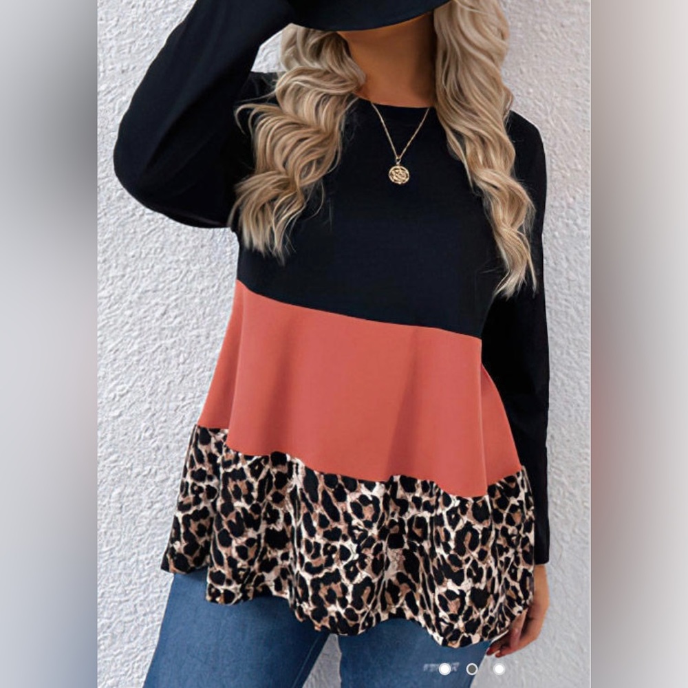Women’s Color Block Leopard O-Neck Blouse